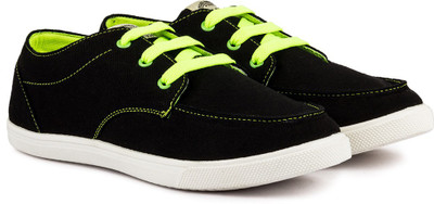 

PAN Casuals For Men(Multicolor, Green