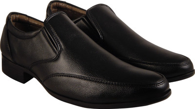 Action sales synergy shoes
