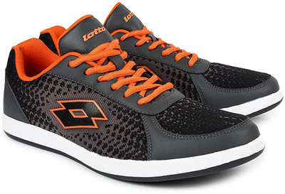 

Lotto Pitlane Walking Shoes For Men(Multicolor, Grey