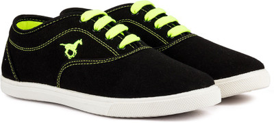 

PAN Casuals For Men(Multicolor, Green