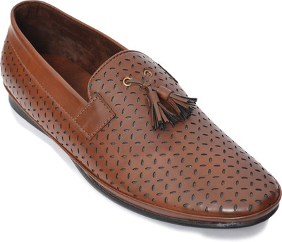 35% OFF on DESI JUTA Corpus Loafers for Men Loafers For Men(Brown