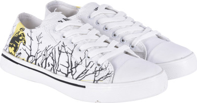 

WalkJump white printed canvas shoes,casuals,outdoors,printed Sneakers For Men(Multicolor