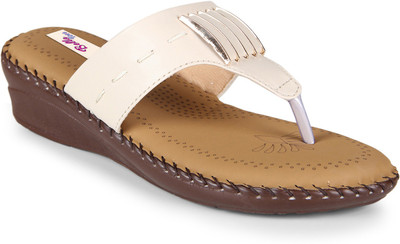 

Bella Toes Women Natural Casual