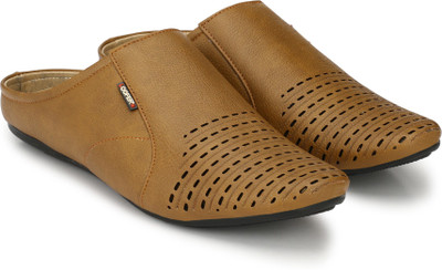 

Shoe Day Men TAN Sandals