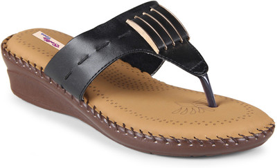 

Bella Toes Women Black Casual
