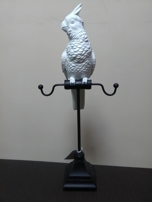 

VILASA Luxury Living VHD046 Decorative Showpiece - 50 cm(Polyresin, White)