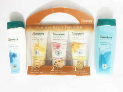 

Himalaya fariness facial kit with refreshing toner, refreshing cleasing milk(Set of)