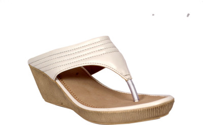 

Studio 9 Women White Wedges