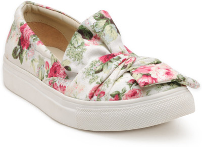 

Kanabis Slip On Sneakers For Women(White