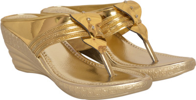 

NAV PAG Women Golden Wedges