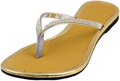 

Foot Wagon Women Silver Flats