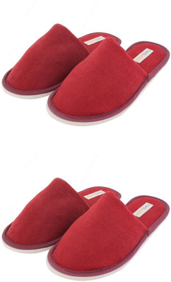 

Travelkhushi Slippers, Maroon