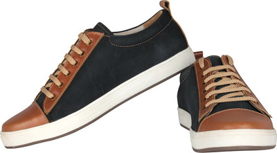 

tZaro Paris Sneakers For Men(Black, Tan
