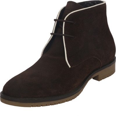 

CIZMAR Chukka Boots In Brown Suede Boots Boots For Men(Brown