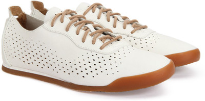 

Clarks SIDDAL RUN WHITE LEATHER Sneakers For Men(White