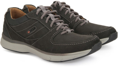 

Clarks SEVERON FLY BLACK NUBUCK Driving Shoes For Men(Black