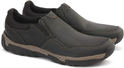 

Clarks WALBECK STYLE BLK WPROOF LEA Boat Shoes For Men(Black