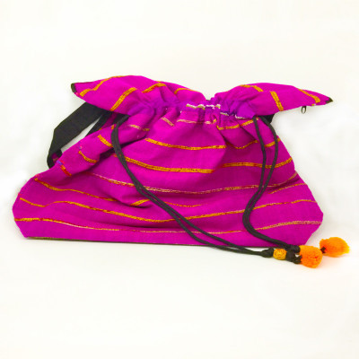 

More Bangla Hand-held Bag(Green)