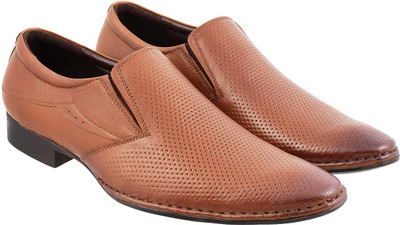 

Mochi Awesome Slip On For Men(Tan