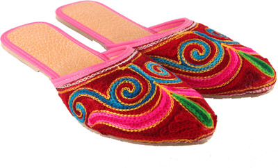 

Rangmor Women Red Flats