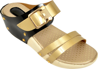

Altek Women Black Wedges