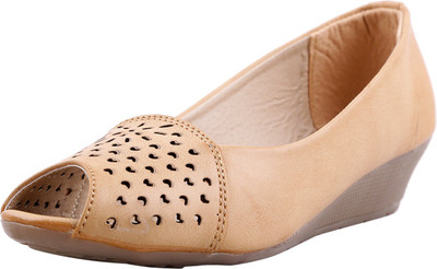 

Adorn Women Beige Wedges