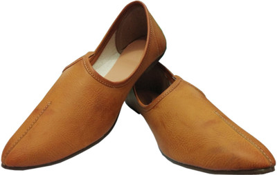 

Port Punjabi Jutis For Men(Tan, Khaki