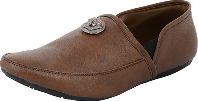 

RYKO Punjabi Nagra Casuals For Men(Brown