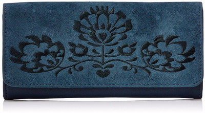 

Caprese Formal Green Clutch