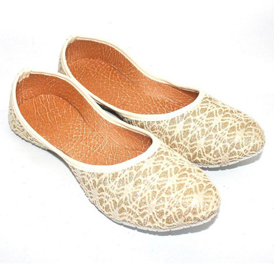 

Kalakar India KI7WMO506- Bellies For Women(Beige