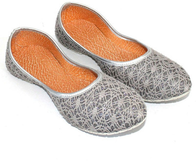 

Kalakar India KI7WMO505- Bellies For Women(Grey