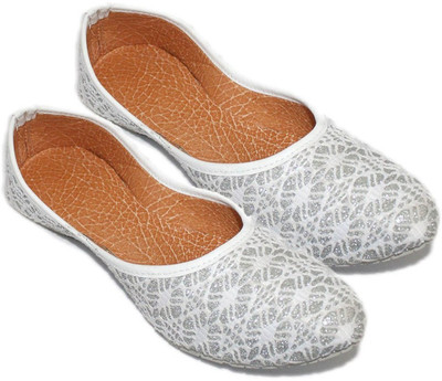 

Kalakar India KI7WMO502- Bellies For Women(White