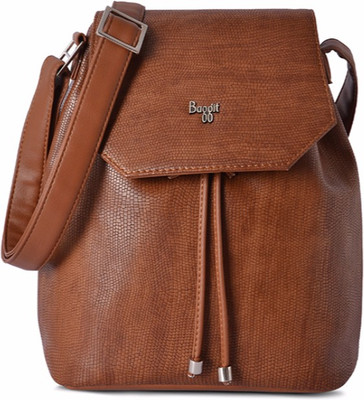 

Baggit Women Casual Brown PU Sling Bag