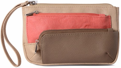 

Baggit Women Beige Artificial Leather Wallet