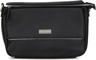 

United Colors of Benetton Women Casual Black PU Sling Bag