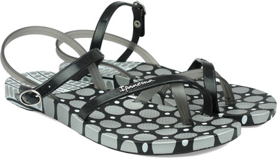 

Ipanema Women BLACK/SILVER Flats