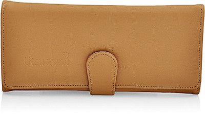 

Utsukushii Casual Beige Clutch