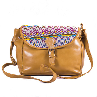

Clover Messenger Bag(Khaki)