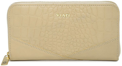 

Viari Casual Beige Clutch
