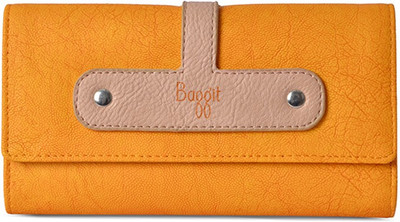 

Baggit Casual Yellow Clutch