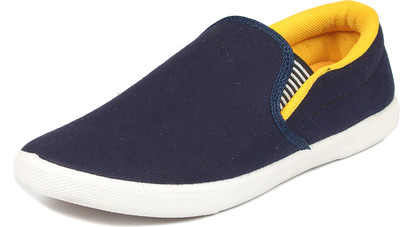 

Navchetan MJRPLAIN-Yellow Loafers For Men(Blue)