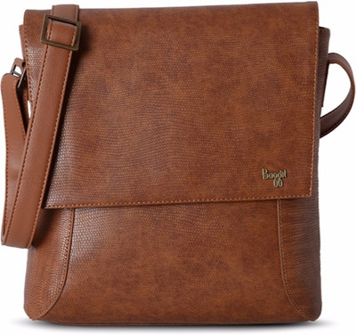 

Baggit Women Casual Brown PU Sling Bag