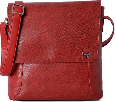 

Baggit Women Casual Red PU Sling Bag