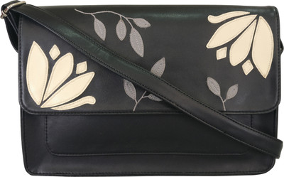 

Toteteca Bag Works Women Casual Black PU Sling Bag