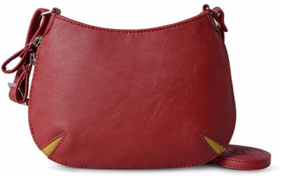 

Baggit Women Casual Red PU Sling Bag