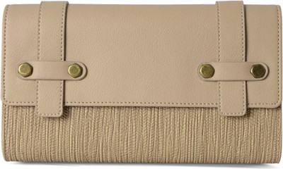 

Baggit Casual Beige Clutch