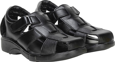 

Kraasa Men Black Sandals