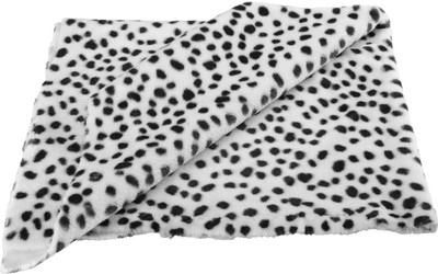Vardhman Carpet Fur cloth dalmation print, 5 mm hair length, size 38 " x 34" ,
