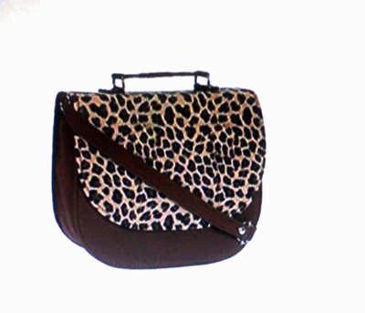 

MODESTIE Girls Casual Brown PU Sling Bag