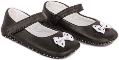 

Pikaboo Girls Strap Monk Strap Shoes(Multicolor, Multi colour